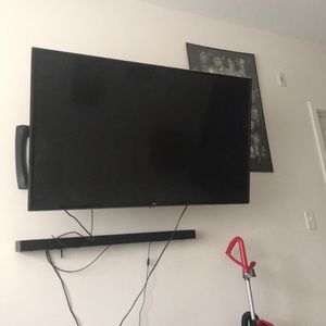 “55” Lg Flatscreen TV